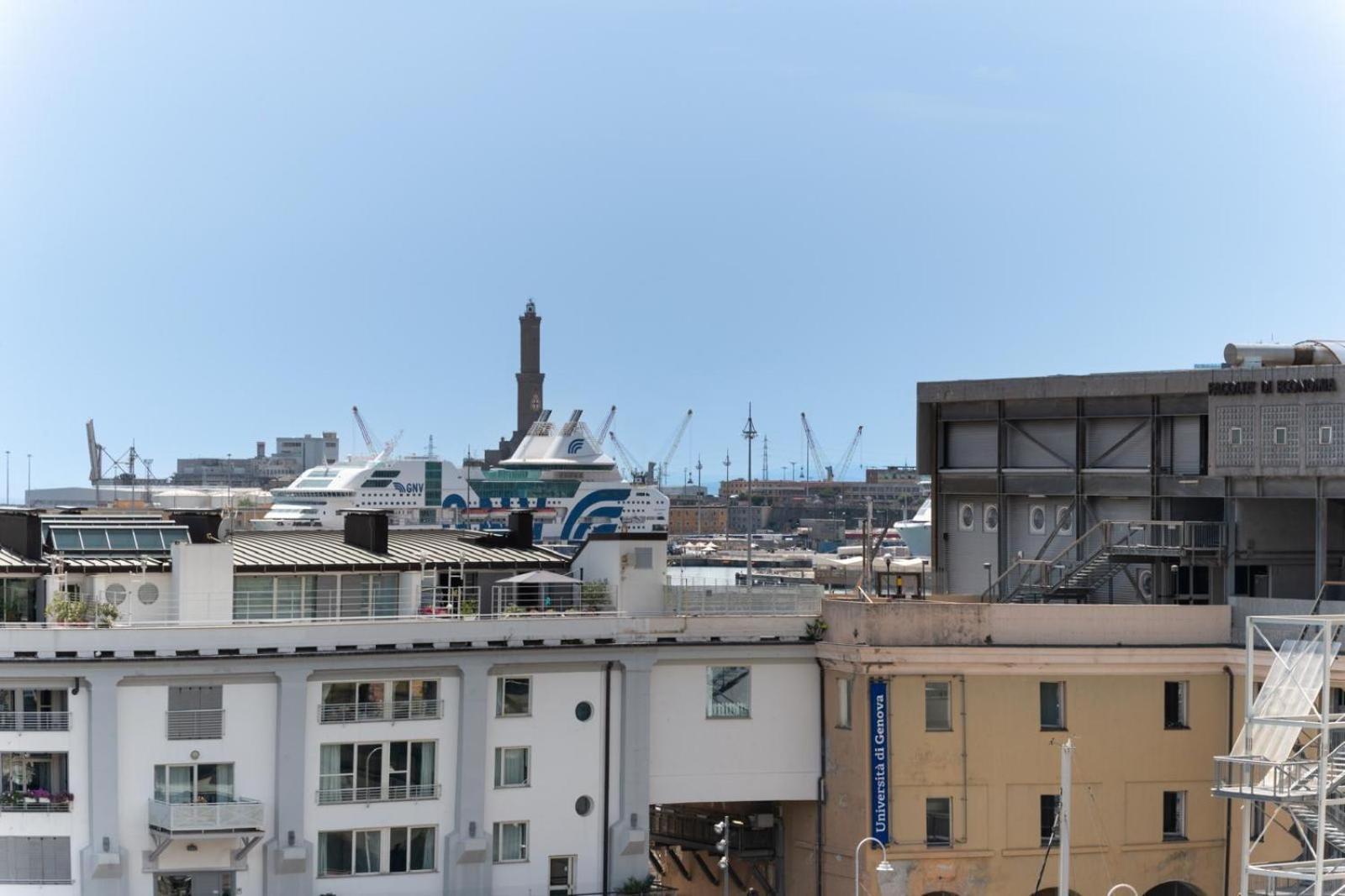Port View Hotel Genoa Bagian luar foto